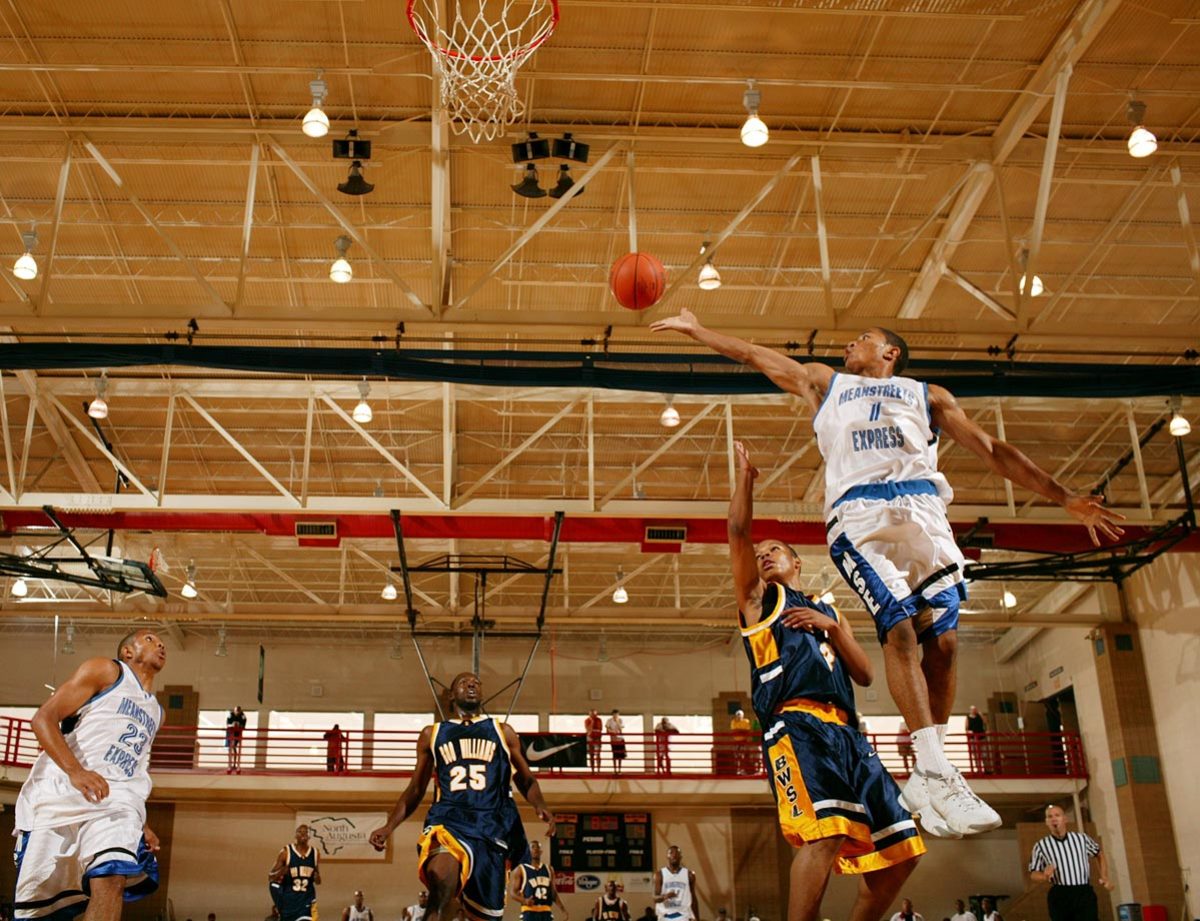 2006-Derrick-Rose-015796229.jpg